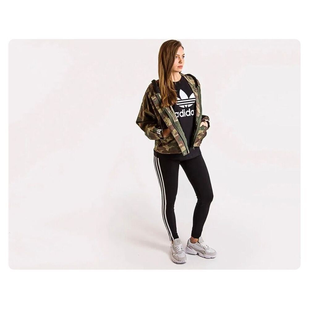 Adidas Camo Windbreaker - Picture 3 of 12